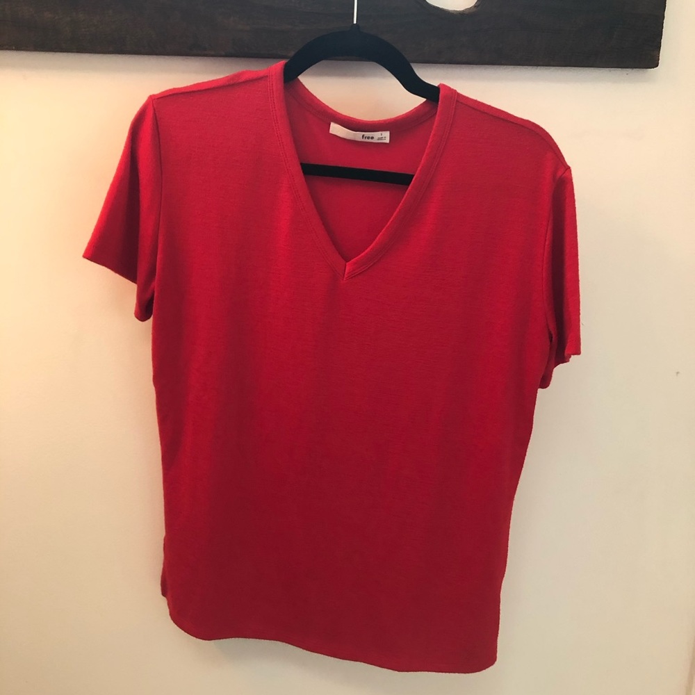Aritzia Wilfred Free Red Tee